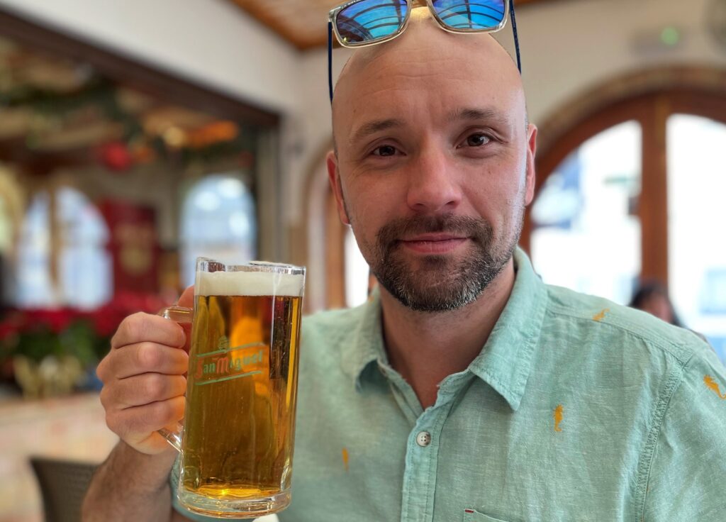 Man drinking beer in Valencia